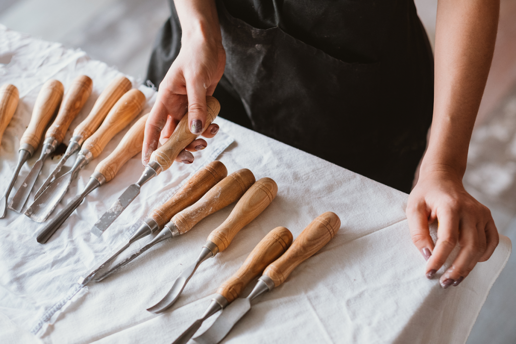 Nuova riparazione di ceramiche coltello da intaglio in bianco liscio manico  in legno scultura di fango